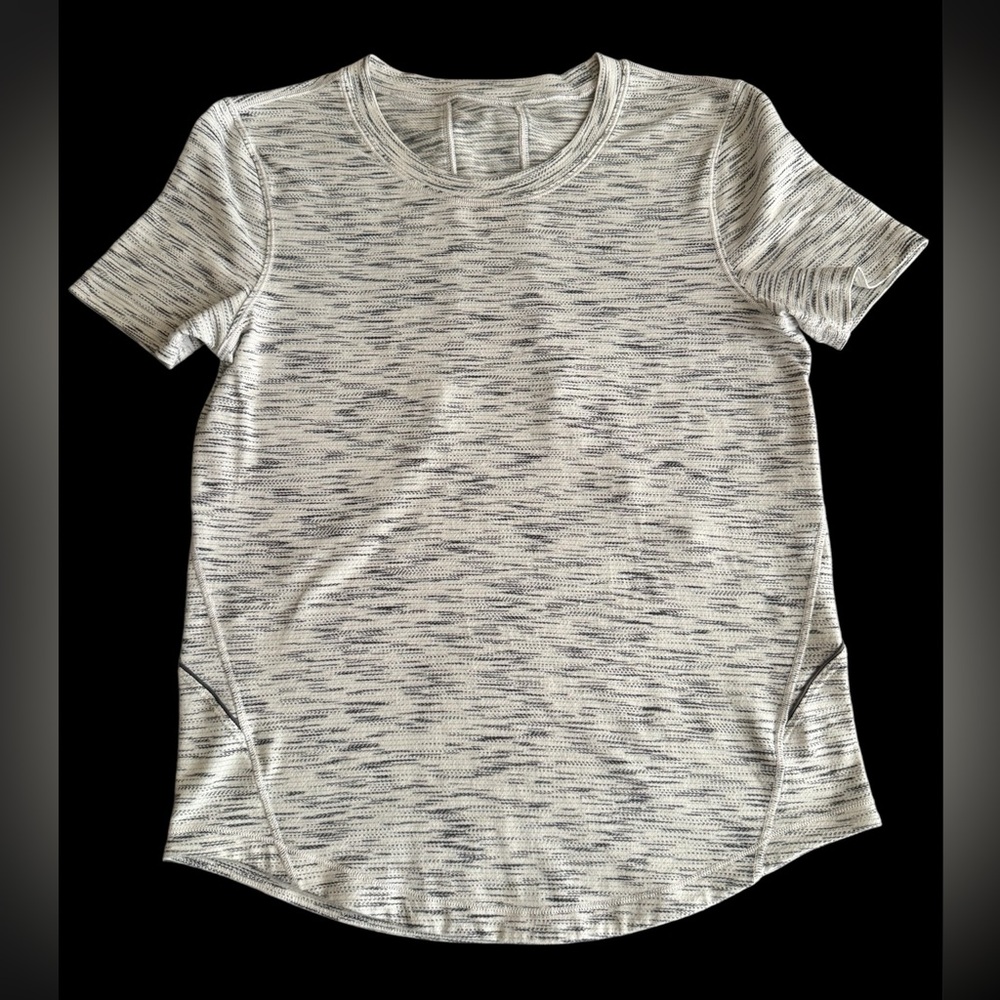 Lululemon short sleeve top